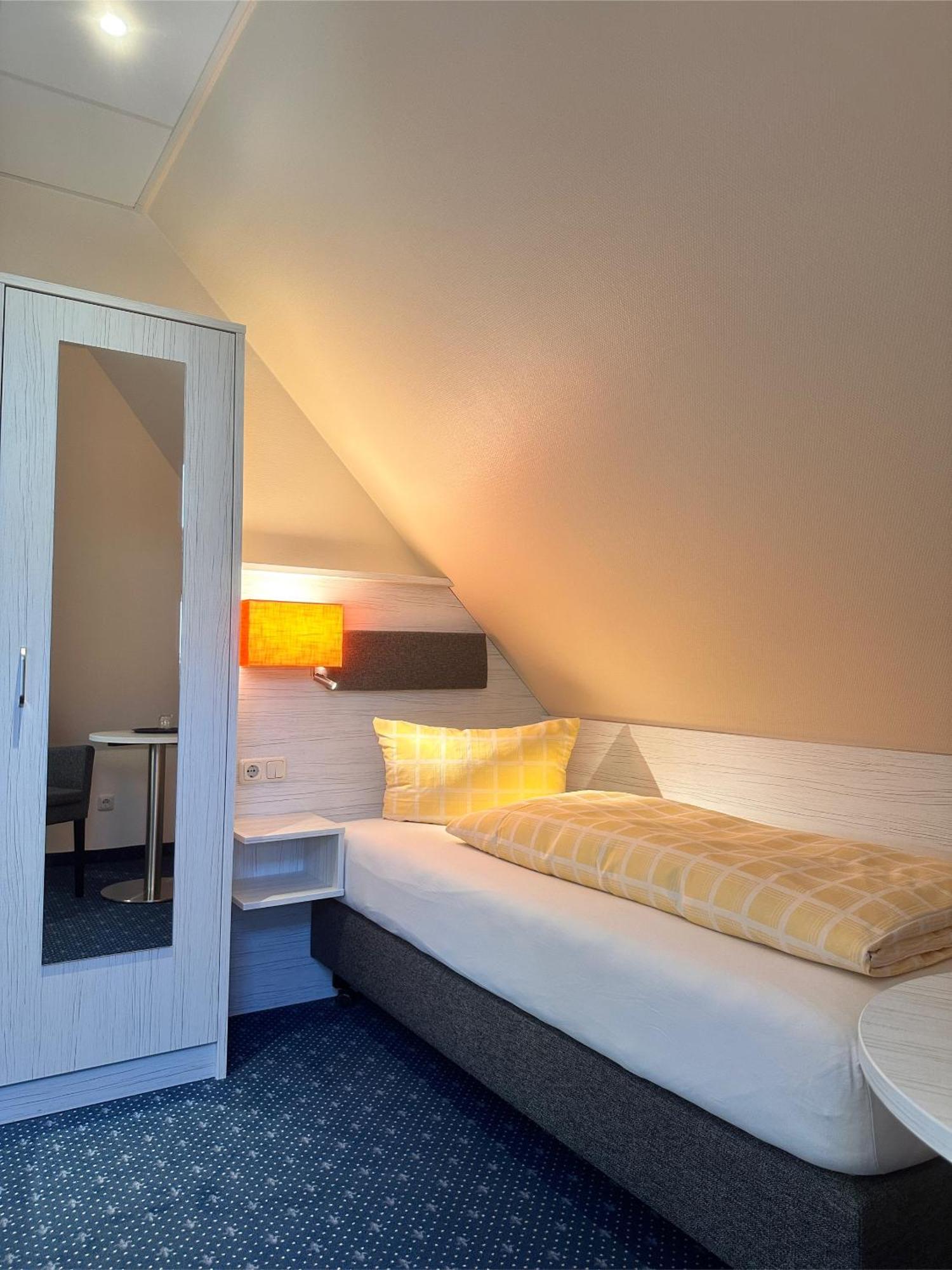 Duenenhotel Am Meer Rostock Exterior photo